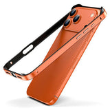 iPhone 17 Pro Max EIDERWOOD Metal Bumper Cover m. Stødabsorberende Silikone Hjørner - Orange