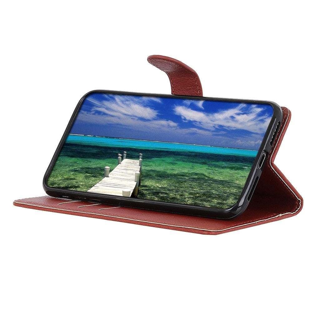 Motorola Moto G72 Litchi Læder Flip Cover m. Pung - Brun