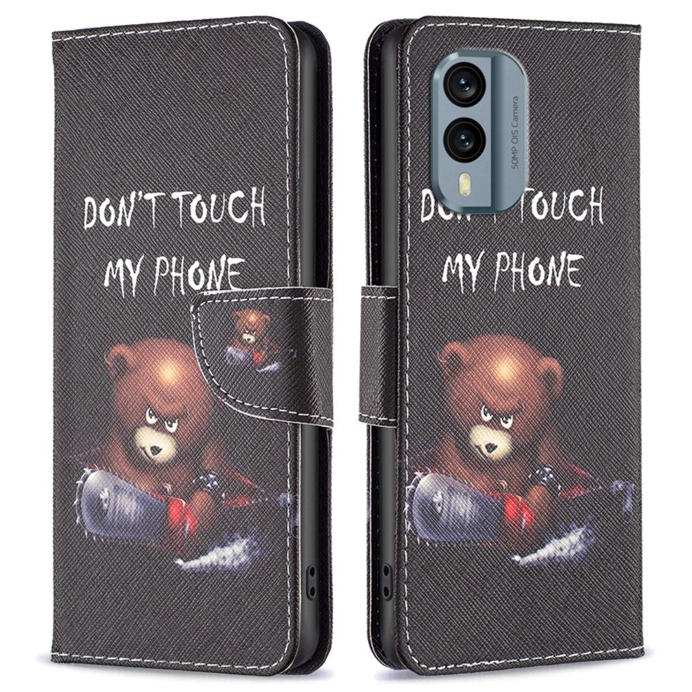 Nokia X30 Læder Flip Cover m. Pung & Print - "Don't Touch My Phone" Bjørn