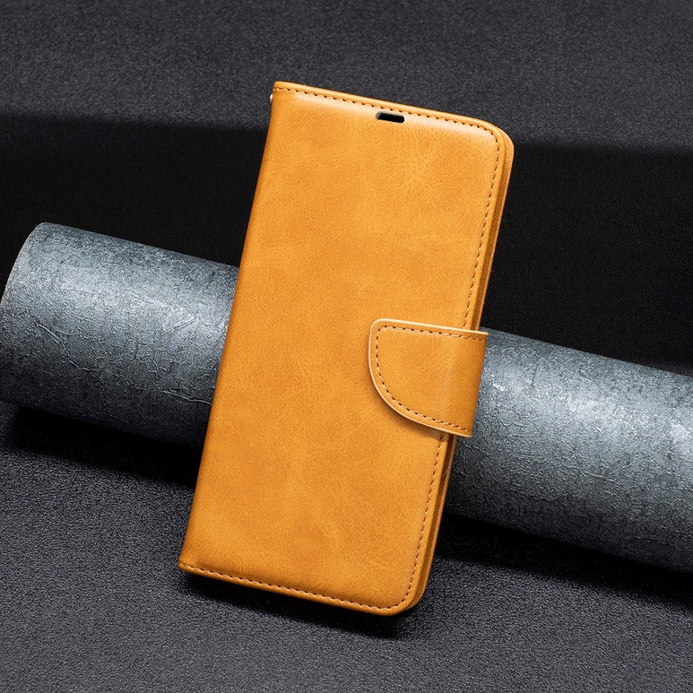 Motorola Moto E13 Læder Flip Cover m. Pung og Strop - Lysebrun