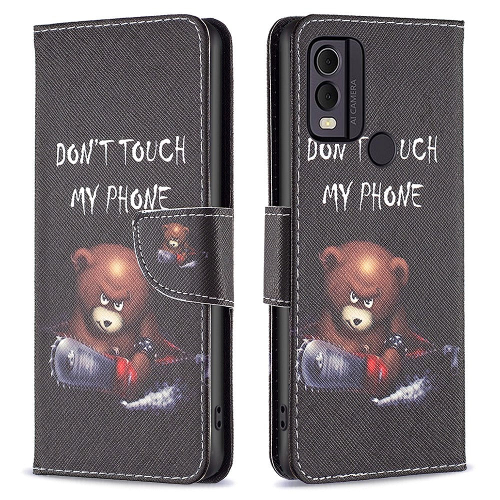 Nokia C22 Læder Flip Cover m. Pung & Print - "Don't Touch My Phone" Bjørn