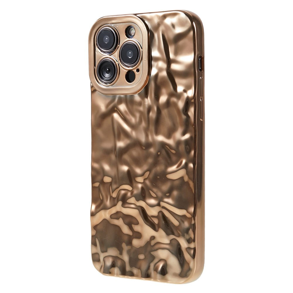 iPhone 13 Pro Skinnende Fleksibel Plastik Bagside Cover - Bølget Design - Guld