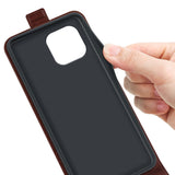 iPhone 15 Vertikalt Læder Flip Cover m. Kortholder - Brun