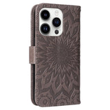 iPhone 15 Pro Læder Flip Cover m. Pung og Strop - Mandala Blomst - Brun