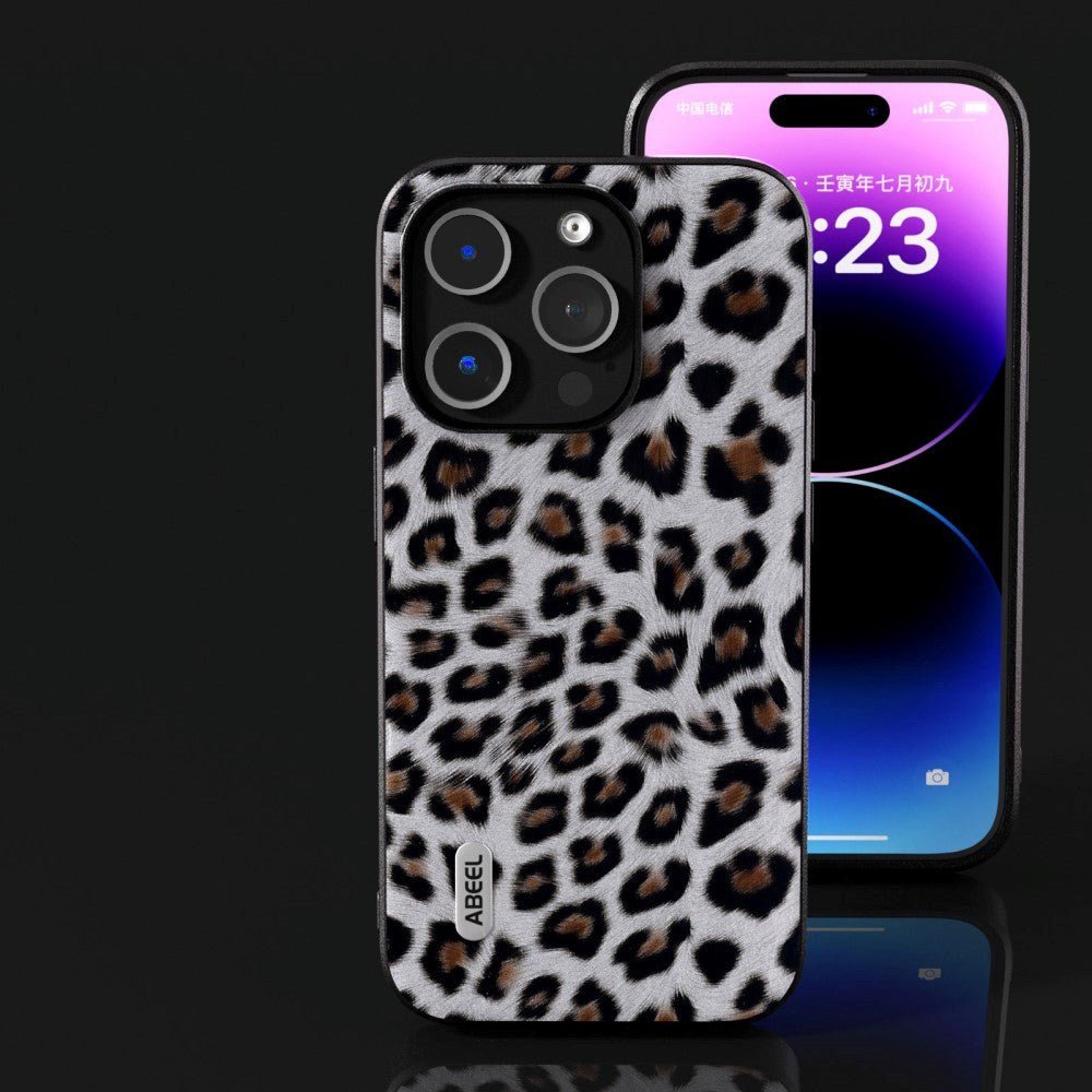 iPhone 15 Pro Max Fleksibelt Plast Bagside Cover - Leopard Mønster - Sølv