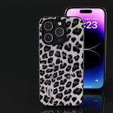 iPhone 15 Pro Max Fleksibelt Plast Bagside Cover - Leopard Mønster - Sølv