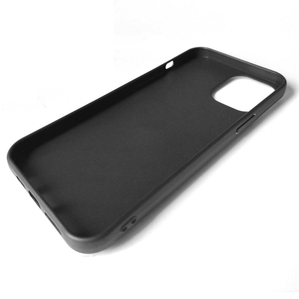 iPhone 15 Plus Fleksibelt Plastik Bagside Cover m. Magnetisk Ring Kickstand - Sort m. Sølv Ring