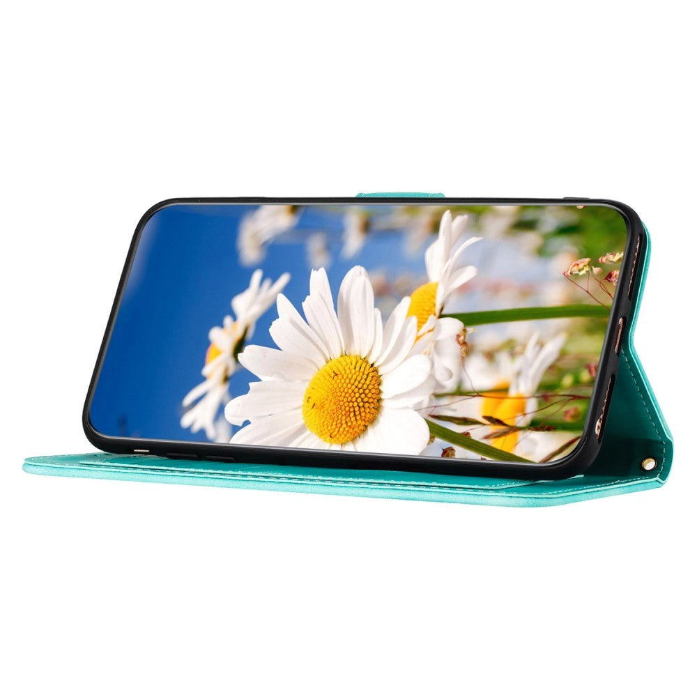 iPhone 15 Plus Læder Flip Cover m. Pung & Strop - Grøn m. Blomster