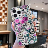 iPhone 15 Pro Fleksibel Plastik Bagside Cover - Leopard og Blomster Mønster