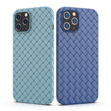 iPhone 15 Fleksibelt Plastik Bagside Cover - Flet Design - Blå