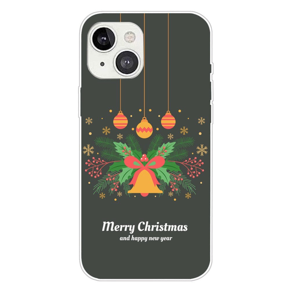 iPhone 15 Fleksibelt Plast Bagside Jule Cover - Merry Christmas - Julekrans og Juleklokke