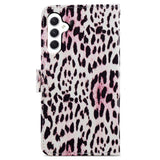 Samsung Galaxy A35 (5G) Læder Flip Cover m. Pung og Strop - Leopard