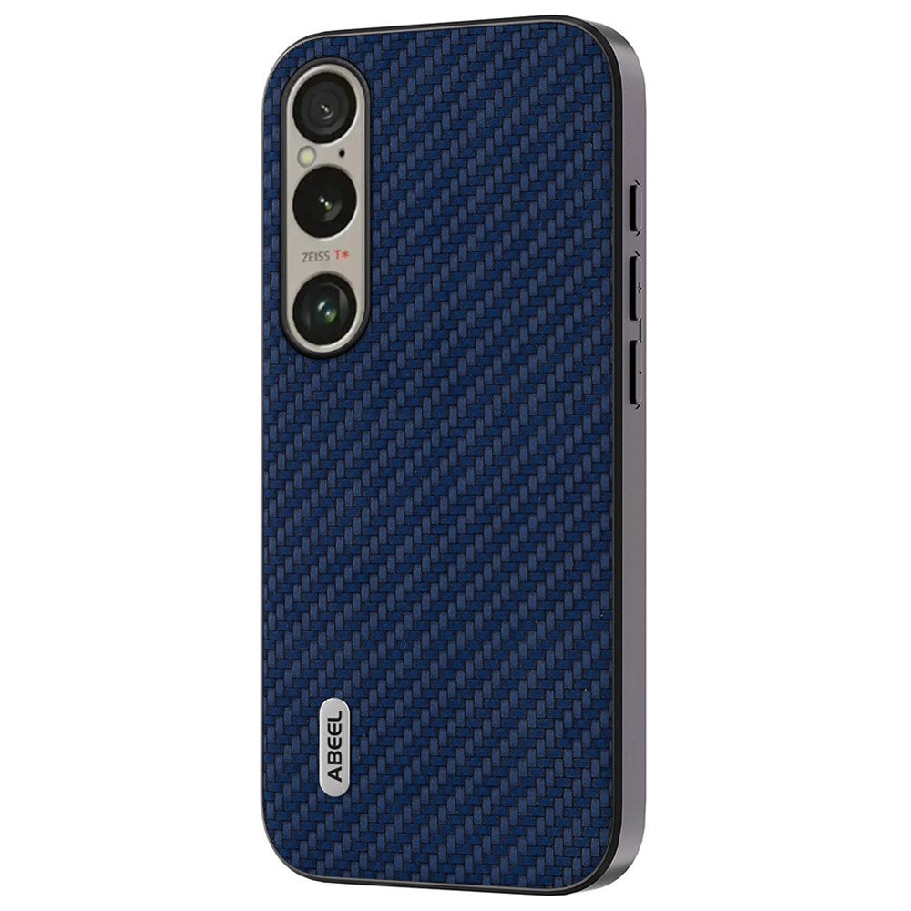 Sony Xperia 1 VI Carbon Fiber Læderbetrukket Bagside Cover - Mørkeblå