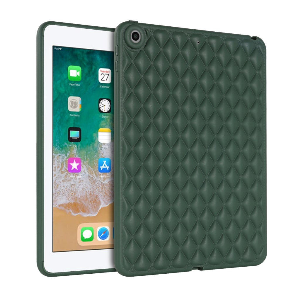 iPad 9.7 (2018-2017) / iPad Air 2 Fleksibelt Plastik Bagside Cover - Rhombe Design - Grøn