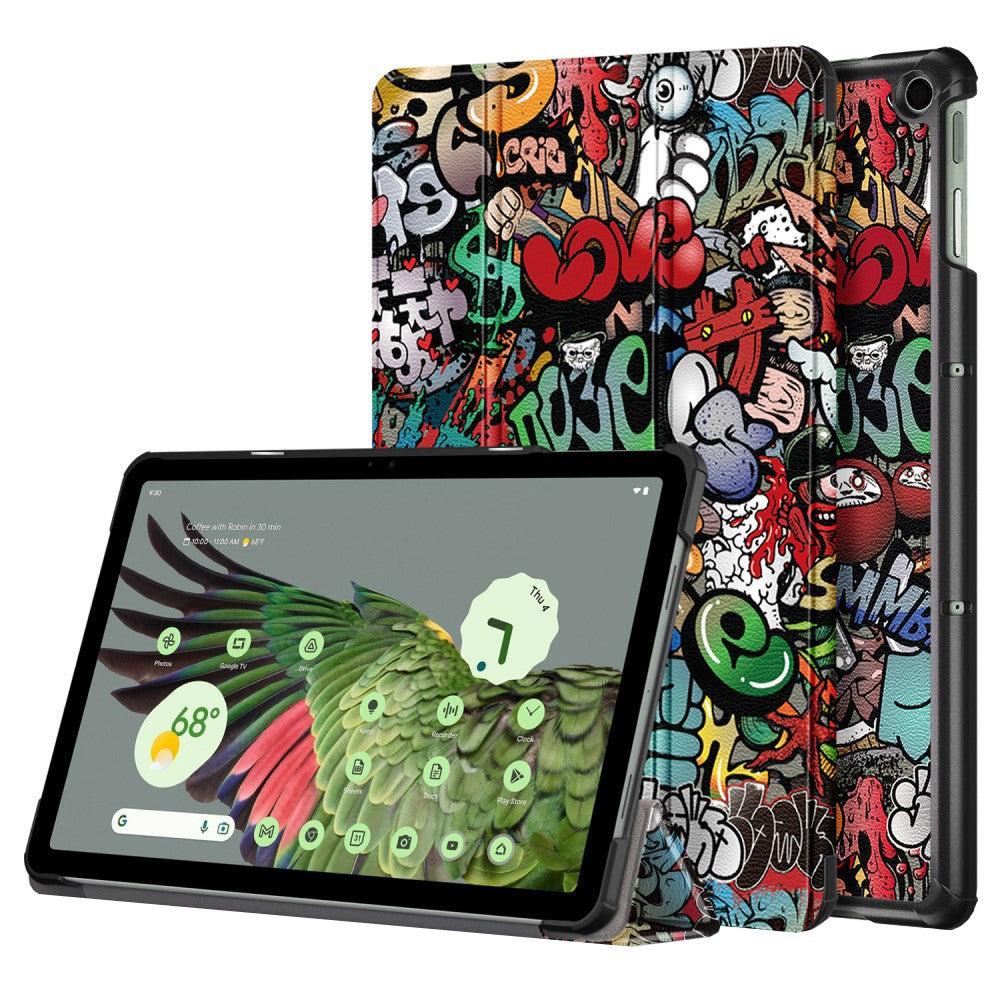 Google Pixel Tablet Imiteret Læder Flip Cover - Graffiti