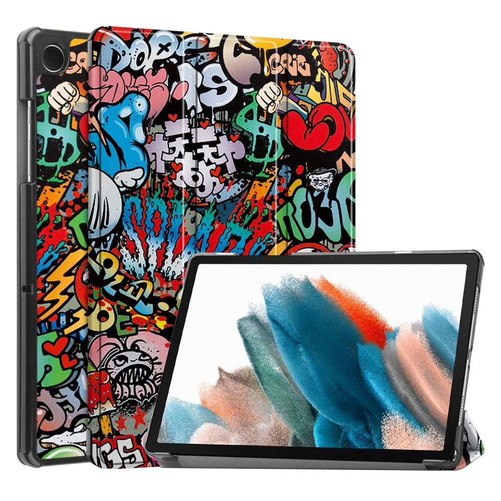 Samsung Galaxy Tab A9 Tri-Fold Kunstlæder Flip Cover m. Vågeblus Funktion - Graffiti