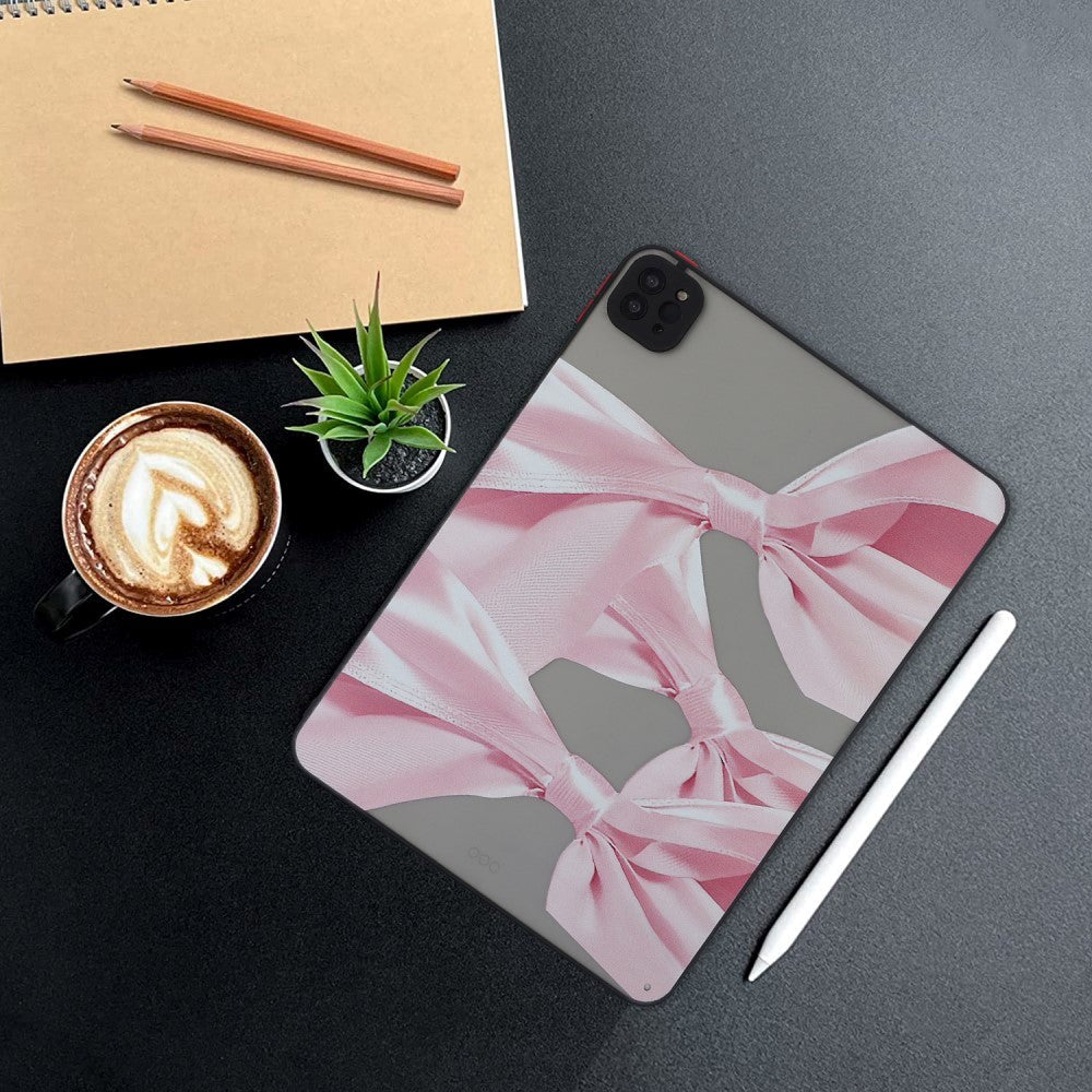 iPad Pro 11" (2022 / 2021 / 2020) Fleksibelt Bagside Cover - Mat Gennemsigtig / Lyserøde Butterfly