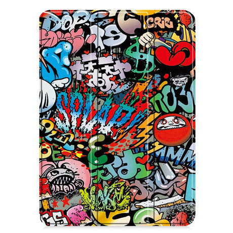 EIDERWOOD iPad Pro 11" (2024) Tri-Fold Kunstlæder Flip Cover m. Vågeblus Funktion - Graffiti