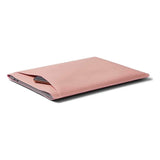 Philbert UltraSlim Vegansk Læder Sleeve m. Strop Til MacBook / Laptop 15" (35,5 x 25 x 2 cm) - Lyserød