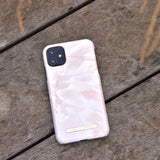 iDeal Of Sweden iPhone 12 / 12 Pro Fashion Bagside Case Rose Pearl Marble