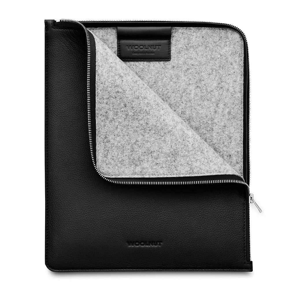 Woolnut iPad Pro 12.9" ( 2022 / 2021 / 2020 / 2018) / iPad Pro 13" (2024) Ægte Læder Folio Sleeve - Sort