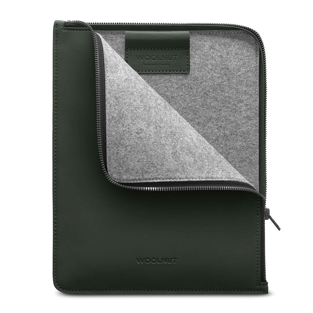 Woolnut Coated PU Læder Sleeve m. Lynlås Til iPad / Tablet (280 x 215mm) - Grøn