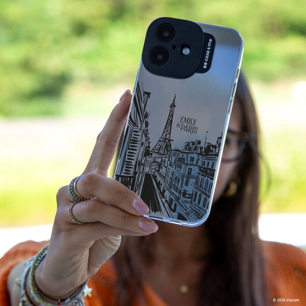 Case&Me - Emily in Paris - iPhone 16 Cover - Eiffel Tower