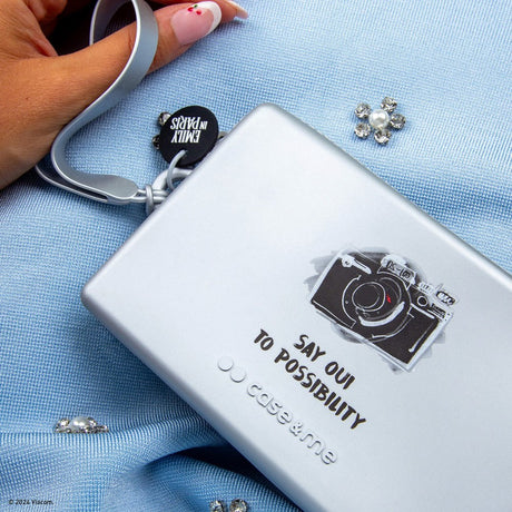 Case&Me - Emily in Paris - Silikone Taske - Silver Camera