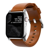 Nomad Apple Watch (42/44/SE/45/46/49mm) Modern Band Rem - English Tan / Silver Hardware