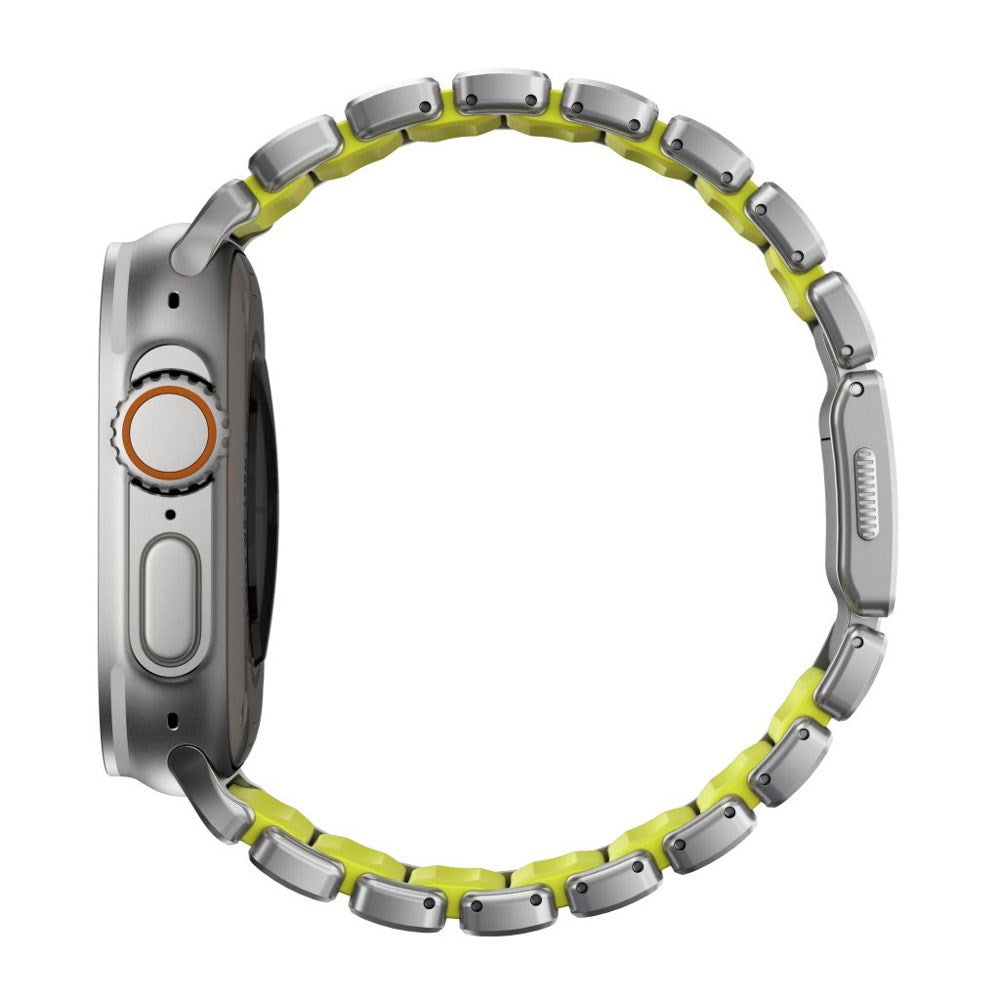 Nomad Apple Watch (42 / 44 / SE / 45 / 46 / 49mm) Stratos Rem - Natural Titanium - Volt