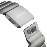 Nomad Apple Watch (42 / 44 / SE / 45 / 46 / 49mm) Stratos Rem - Natural Titanium - Volt