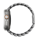 Nomad Apple Watch (42 / 44 / SE / 45 / 46 / 49mm) Stratos Rem - Natural Titanium - Black