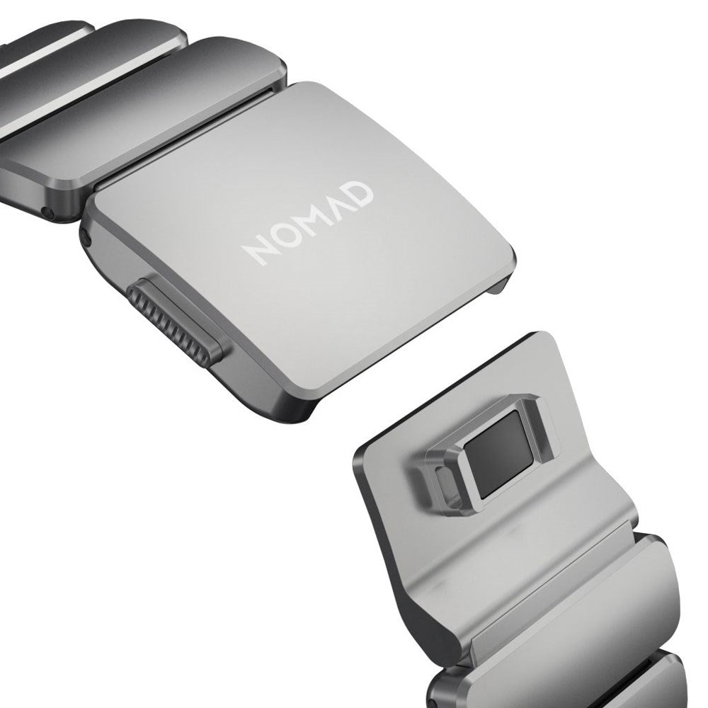 Nomad Apple Watch (42 / 44 / SE / 45 / 46 / 49mm) Stratos Rem - Natural Titanium - Black