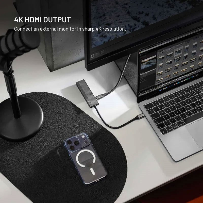 Fixed 5-in-1 USB-C Multiport Hub - 3 x USB-C - 1 x USB-A - 1 x HDMI - Sølv