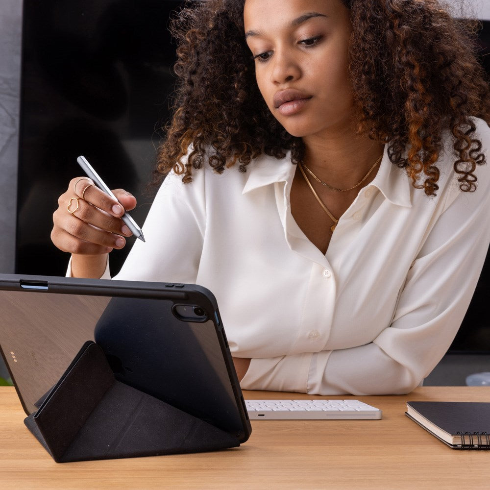 EPICO iPad Pro 12.9" / iPad Air 13" (2025 / 2024) Hero Flip Cover - Sort
