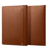 Spigen Valentinus Kunstlæder Sleeve til MacBook / Laptop 13-14" (36 x 25 x 2 cm) - Classic Brown