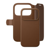 iPhone 18 Pro / 17 Pro CARE by PanzerGlass Feature Tango 2-in-1 Flipcover m. Pung - MagSafe Kompatibel - Brun
