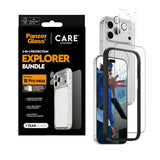 iPhone 18 Pro Max CARE By PanzerGlass 3-i-1 FLAGSHIP Bundle - Skærmbeskyttelse (UWF) / Bagsidecover / Kamerabeskyttelse - Gennemsigtig