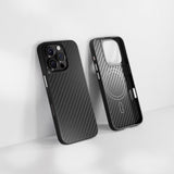 Epico iPhone 16 Pro Mag+ Hybrid Carbon Cover - MagSafe Kompatibel - Sort