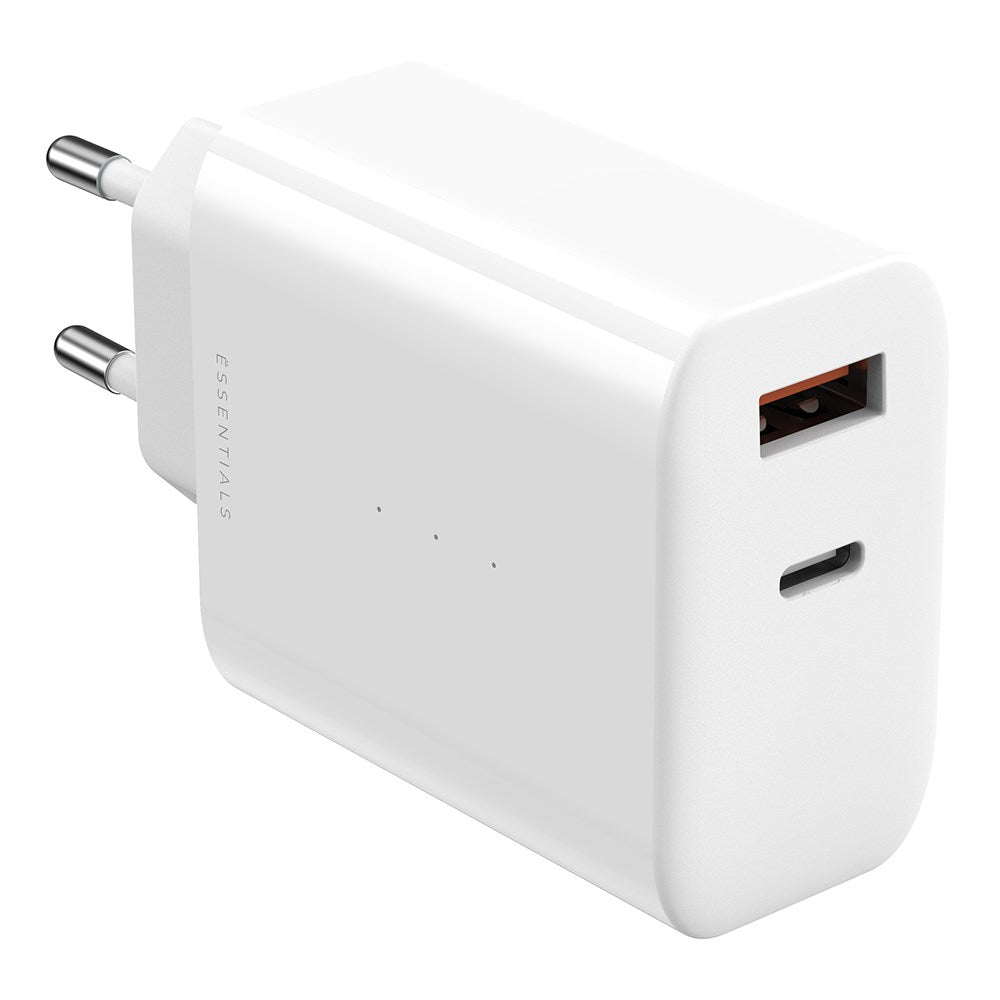 ËSSENTIALS by Upström PD 65W GaN Genanvendt Plastik Vægoplader m. USB-C og USB-A - Hvid