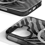 iPhone 16 iDeal Of Sweden Clear Cover - MagSafe Kompatibel - Zebra Mystique