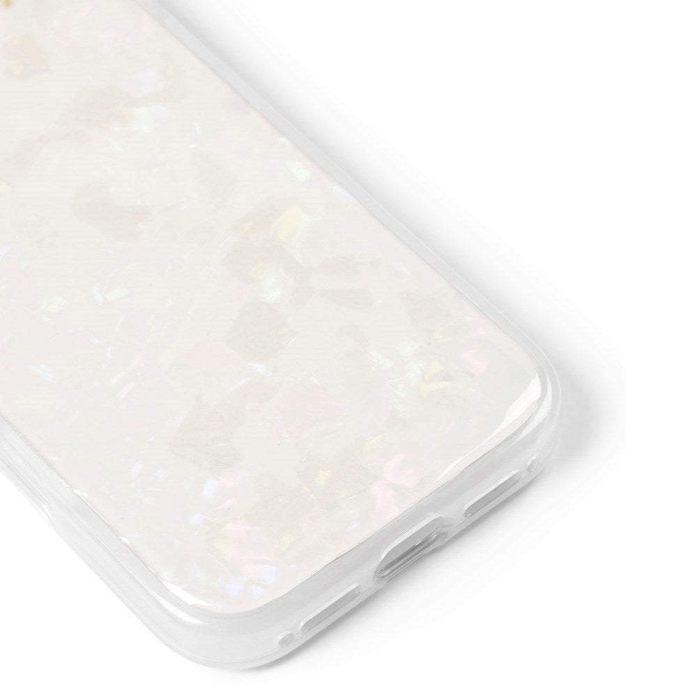 iPhone 16 iDeal Of Sweden Pearlized Case - White