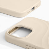 iPhone 17e / 16e / 15 / 14 / 13 iDeal of Sweden Soft Swirl Silikone Cover - MagSafe Kompatibel - Cloud Dancer
