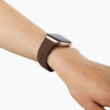 Apple Watch (42/44/SE/45/46/49mm) iDeal of Sweden Silikonerem - Str. M/L - Mocha Mousse