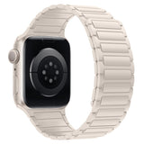 Lippa Apple Watch (42/44/45/46/49 mm) Magnetisk Silikone Urrem - Hvid