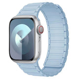 Lippa Apple Watch (42/44/45/46/49 mm) Magnetisk Silikone Urrem - Lyseblå
