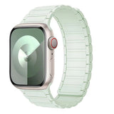 Lippa Apple Watch (42/44/45/46/49 mm) Magnetisk Silikone Urrem - Mint Grøn