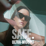 iPhone 16e / 14 / 13 / 13 Pro - SAFE by PanzerGlass - Ultra-Wide Fit Skærmbeskyttelsesglas - med EasyAligner - Gennemsigtig