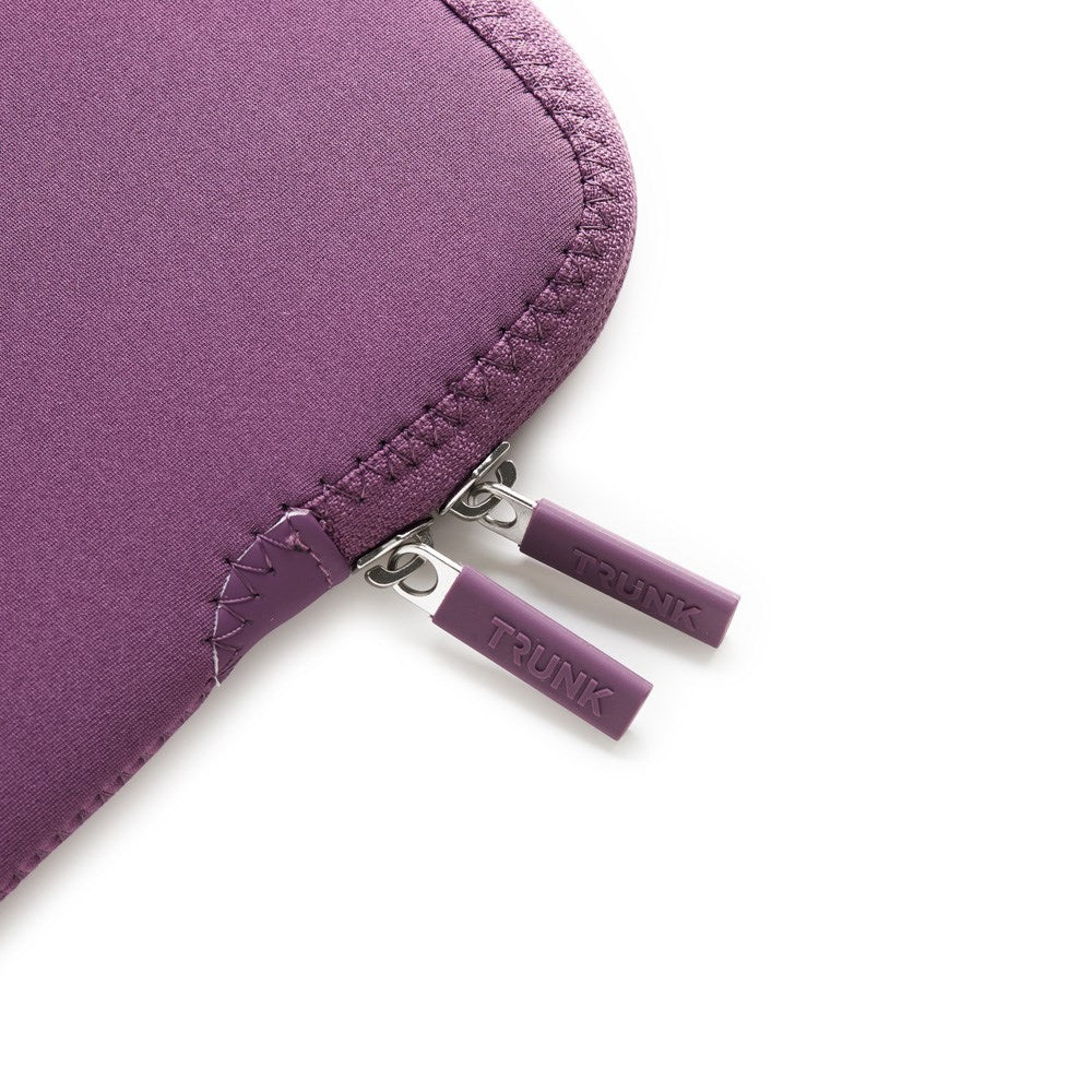 Trunk - Neoprene Sleeve - MacBook 15" (34 x 23.5 x 1 cm) - Plump Purple