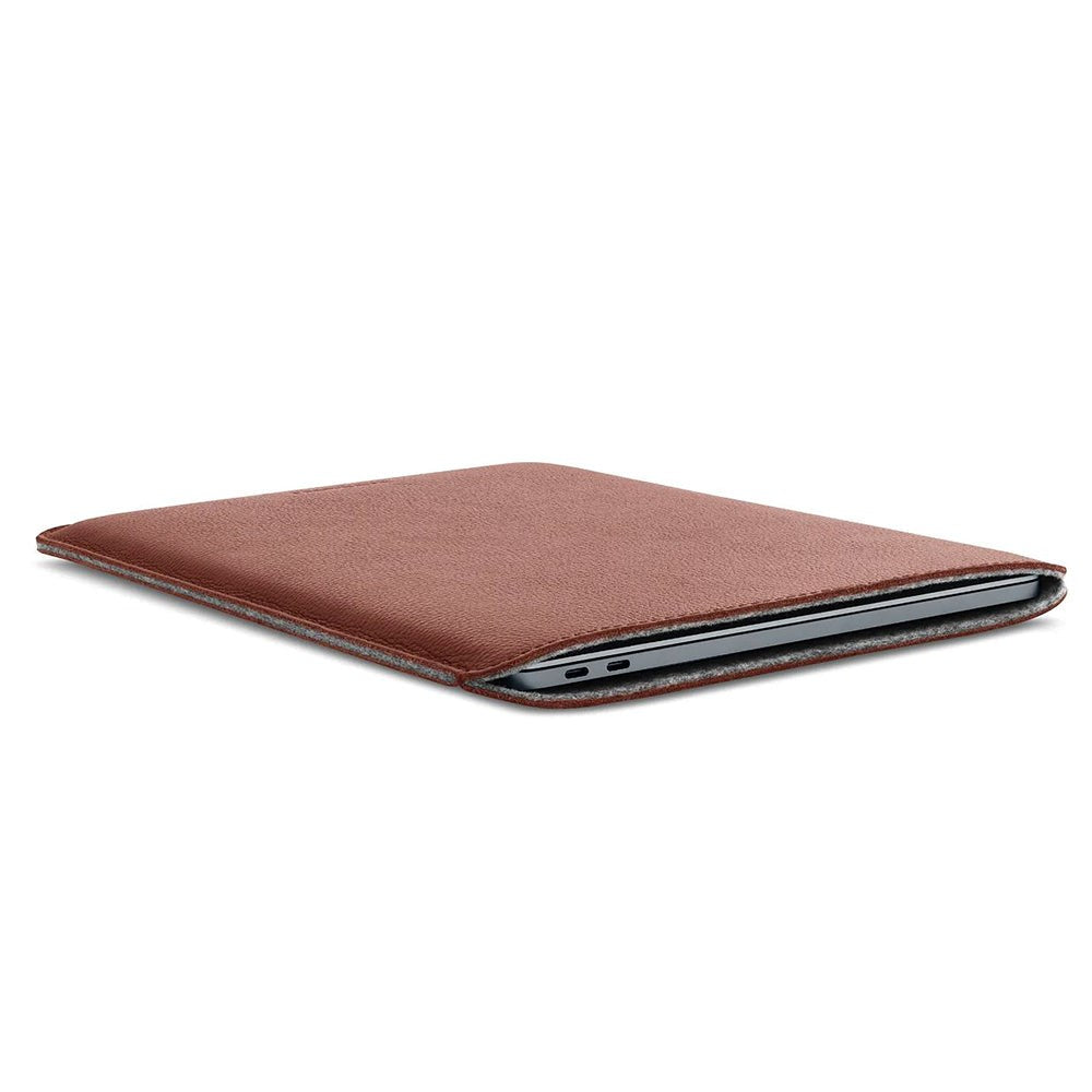 Woolnut Ægte Læder Sleeve Til MacBook / Laptop 13" (315 x 220mm) - Brun